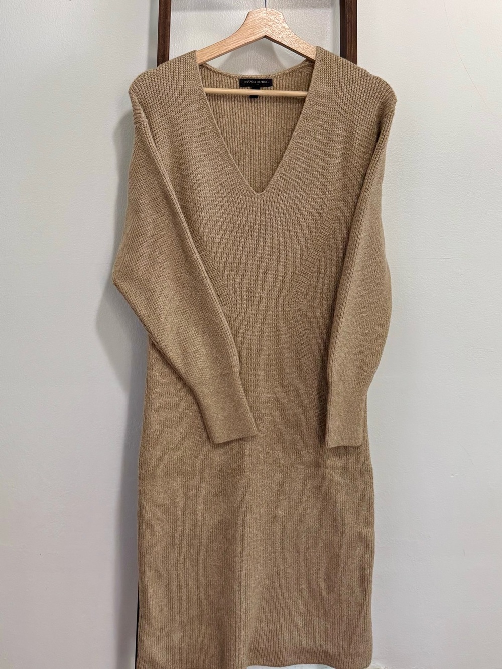 Banana Republic V-Neck Midi Sweater Dress - Camel/Tan